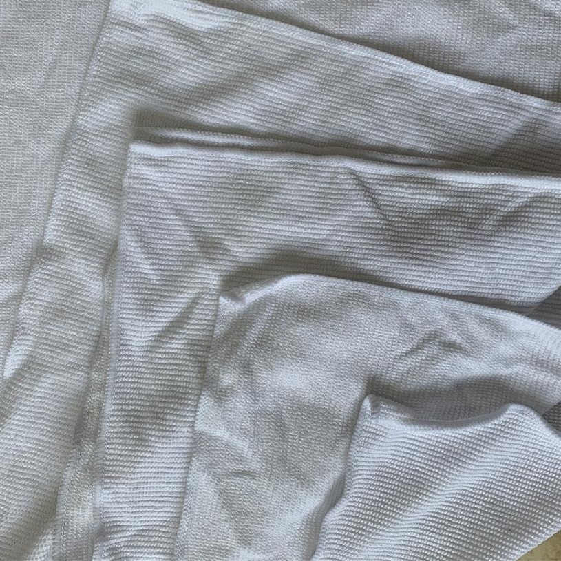 Picture of Microfiber Towel for Wiping Cars and Machines, Absorbs Water and Oil, Quick-Drying, Stain Removal, Machine Washable, Absorbent and Quick-Drying