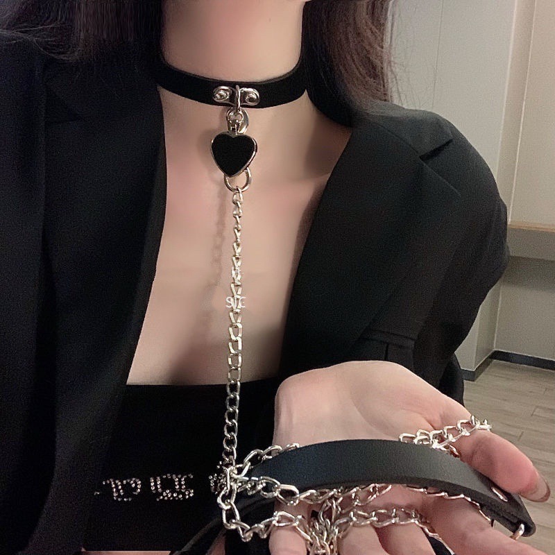 Night piano fun collar traction chain dark love pendant lovers props sexy leather nightclub training 7270