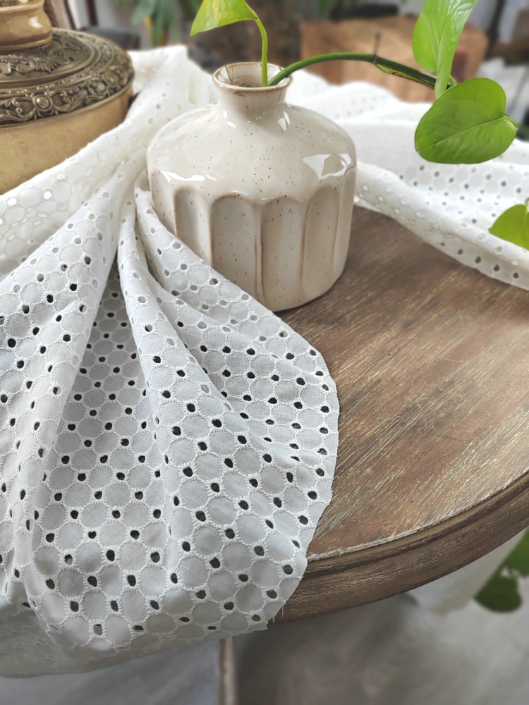 Picture of EG-1908100 9088 cotton embroidered cotton embroidered lace carved embroidery perforated embroidery