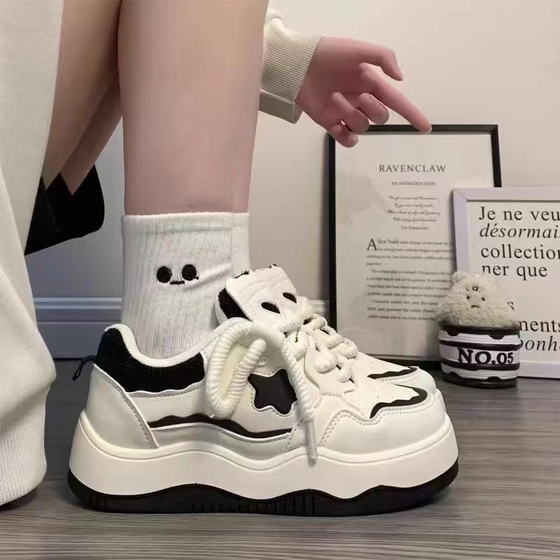 White Shoes Star 2024 New Hot Style Thick Sole Increased Casual Sports Student Easiest for Match Sneakers Round Toe Campus Style