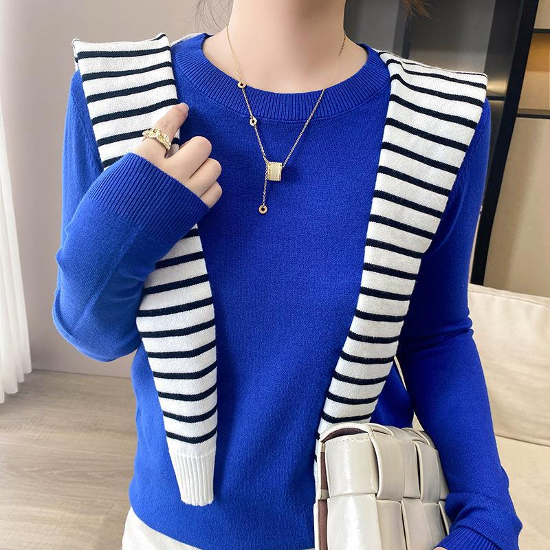 Picture of New Autumn and Winter Round Neck Knitwear Women's Pullover Knitwear Pure Color Long-Sleeved Women's Thin Inner Short Bottoming Shirt