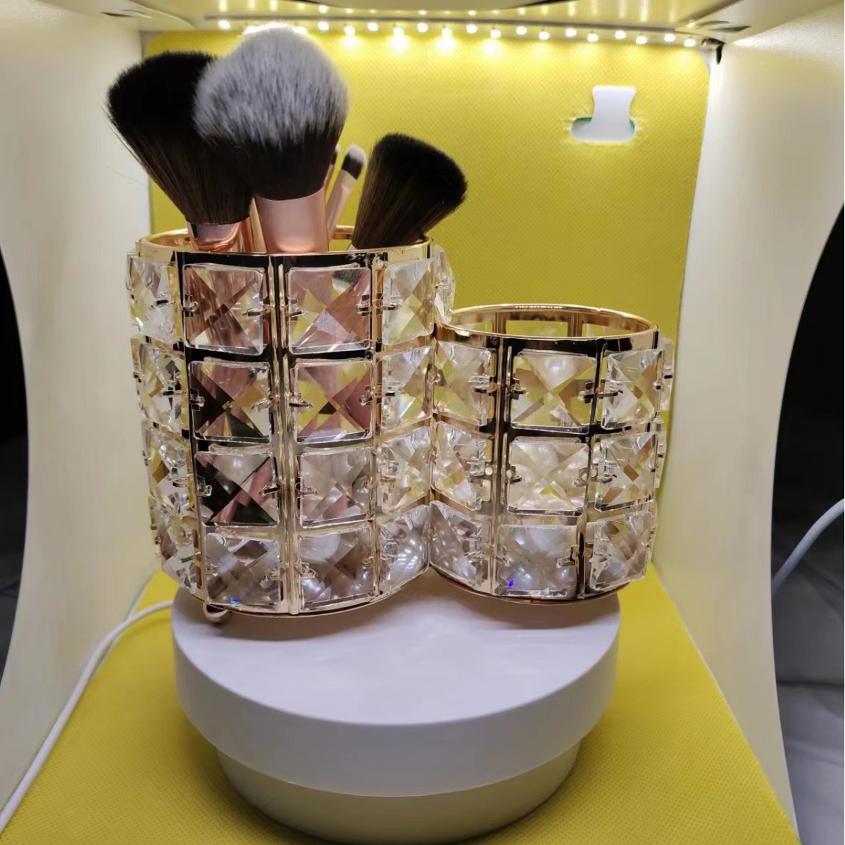 European-style Crystal Cosmetic Brush Storage Barrel Office Pen Cone Nail Tool Storage Box Desktop Storage Round 2 Conjoined