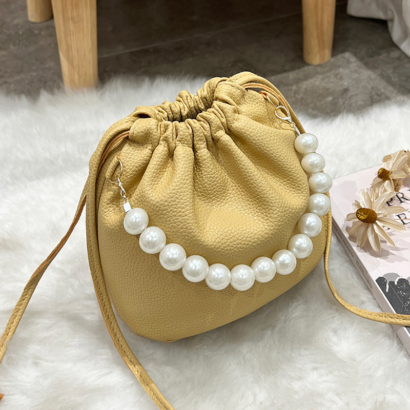 Picture of Sweet and cute mini bucket bag pearl beaded handbag handbags crossbody women's bag wholesale a generation of hair