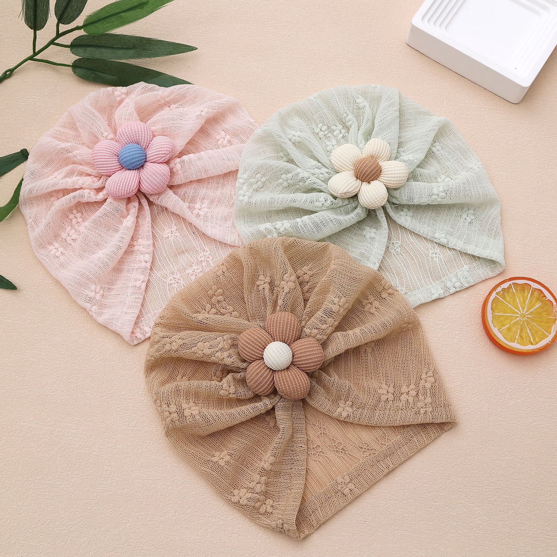 Cross-border new children's head jewelry European and American baby breathable mesh gauze hat baby five-petal flower fetal cap manufacturers wholesale