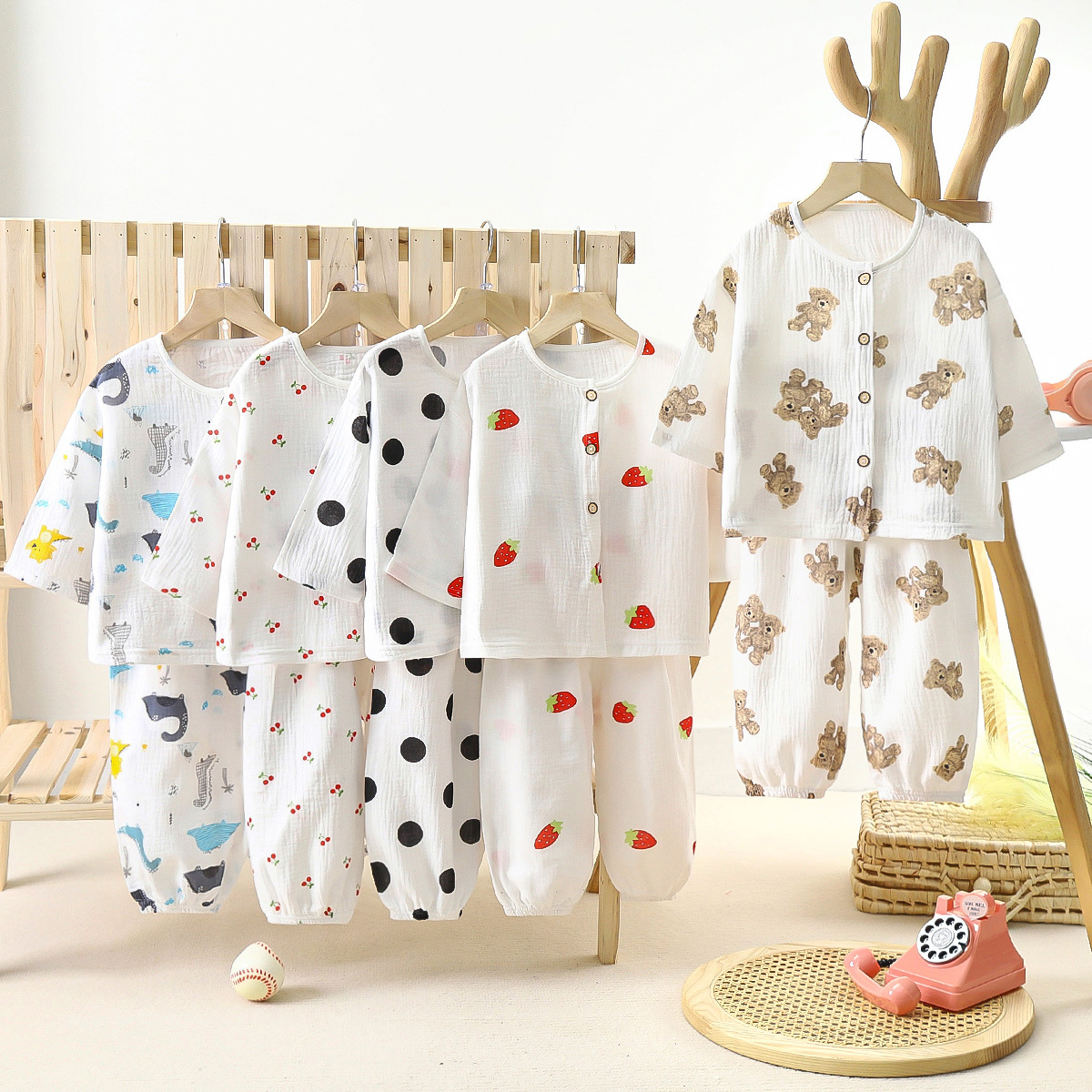 Children's Thin Double-Layer Gauze Pajamas Two-Piece Set Summer Girls Home Clothes Baby Boy Long-Sleeved Bloomers Set