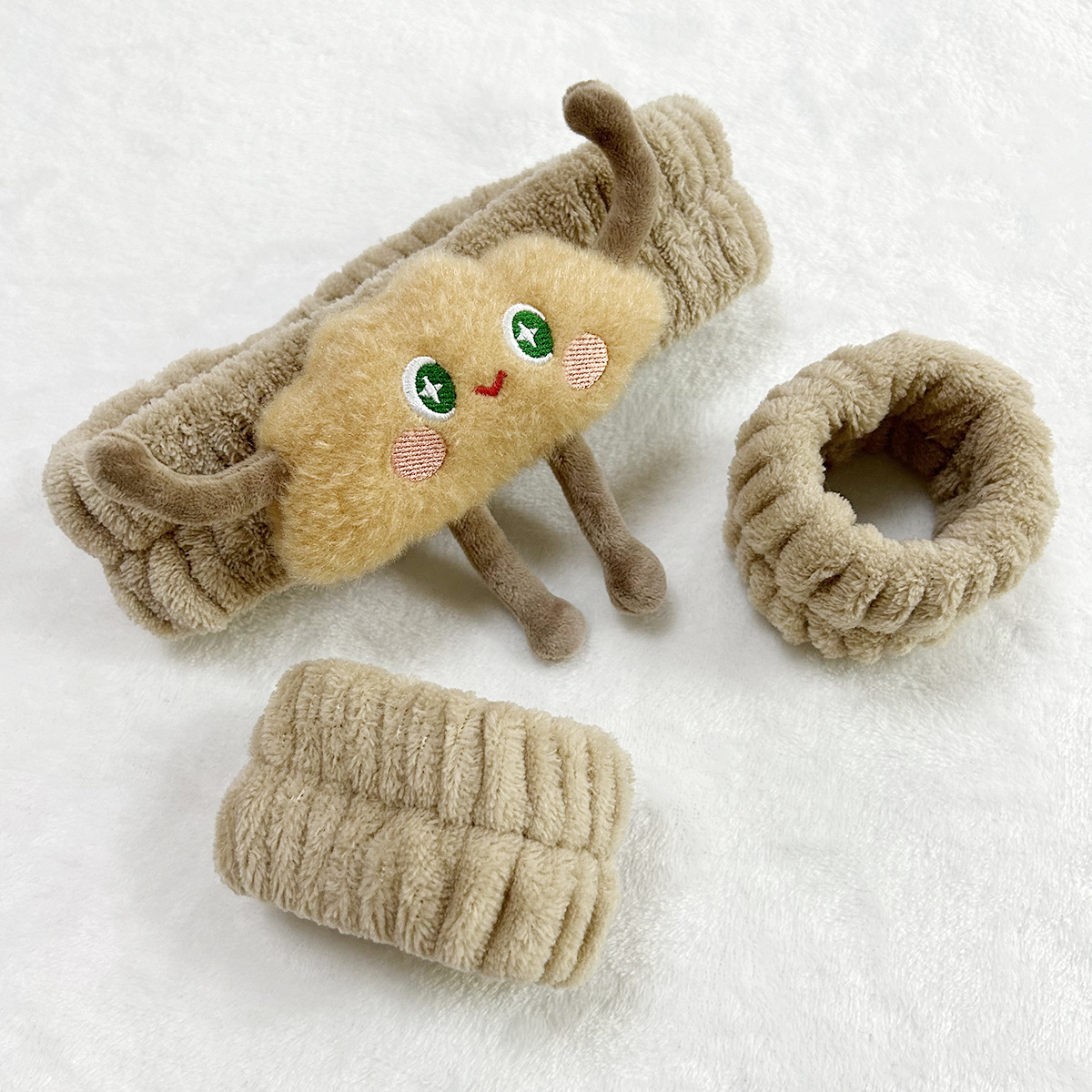 Cute sweet cloud hair band wholesale cartoon plush soft face wash makeup wrist band three-dimensional small doll hair band