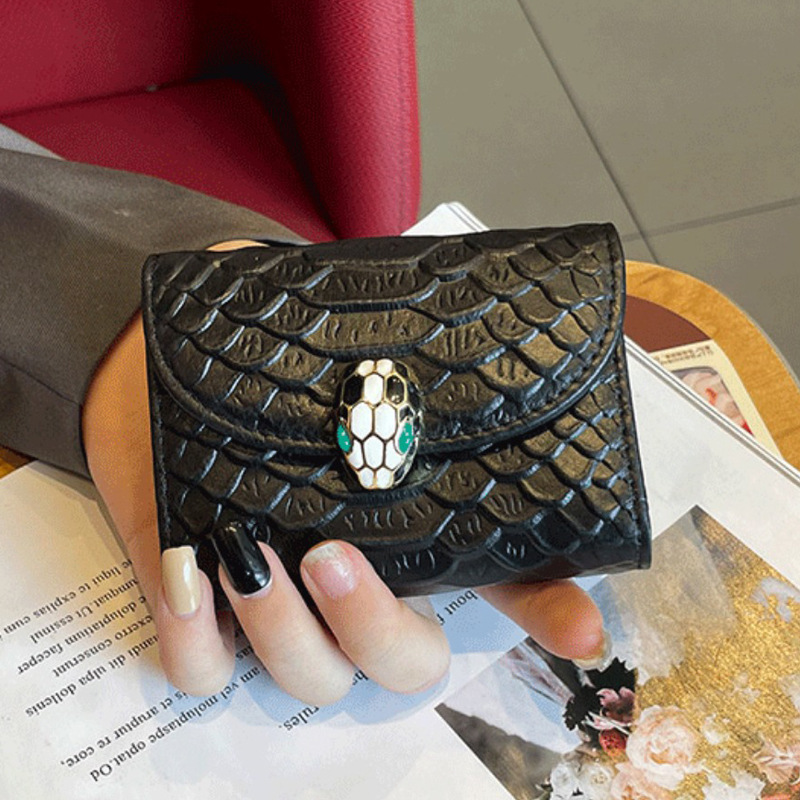 Picture of Genuine Leather Women's Card Holder 2024 New First-Layer Cowhide Crocodile Pattern Popular Storage Convenient Card Holder High-End Wallet Bag