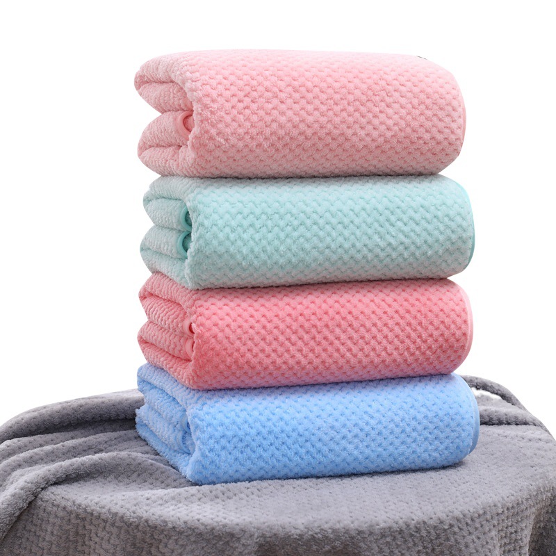 Pure Polyester Warp Knitted Coral Fleece Pineapple Style Towel Large Bath Towel Soft Absorbent No Hair Drop Shake Tone Embroidered Logo Thickened