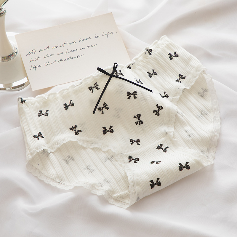 Picture of Japanese Lolita Bow Print Cute Girl Underwear Women's Pure Cotton Crotch Hip Mid-Waist Student Briefs