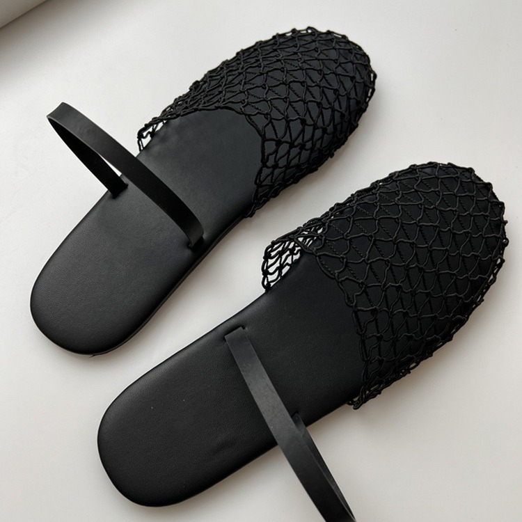 2024 Retro Mesh Woven Hollow Flat Closed-Toe Slippers Round-Toe Outdoor Sandals for Women Breathable Hollow Breathable