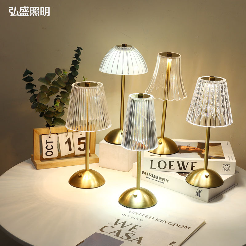Cross-border Explosions LED Table Lamp Simple Retro Cafe Atmosphere Lamp Table Lamp Touch USB Rechargeable Bar Table Lamp