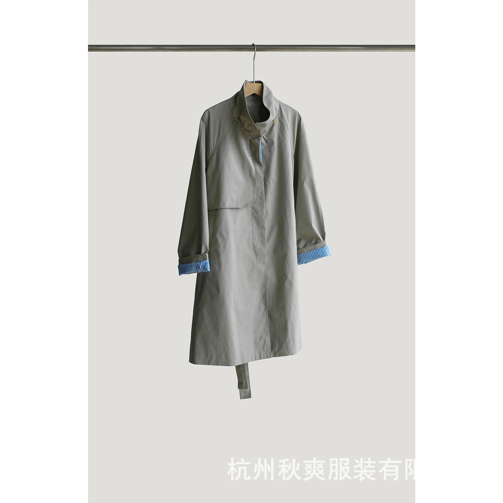 Picture of Autumn New Classic Silhouette Small Lapel Contrasting Color Lining Small Mid-Length Elegant Polyester Cotton Windbreaker Jacket for Women