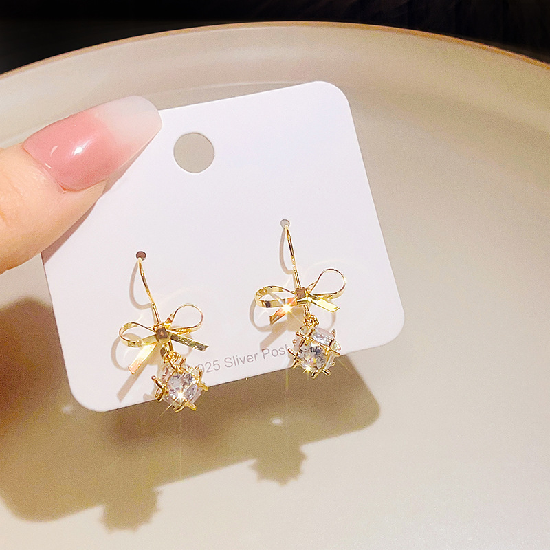 South Korea French bow earrings stereo inlaid zircon pendant simple earrings light luxury sweet earrings wholesale