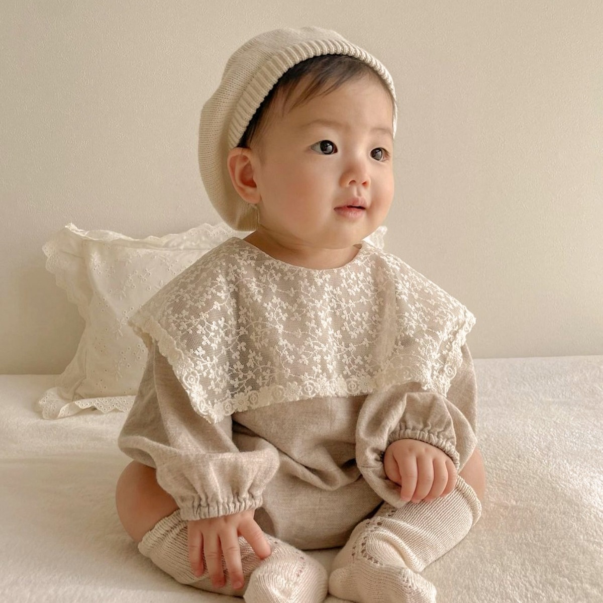 Picture of Baby Autumn Clothing, Baby Girl, Baby Elegant, Lace Large Lapel Cotton Jumpsuit, Girl's Long-Sleeved Romper