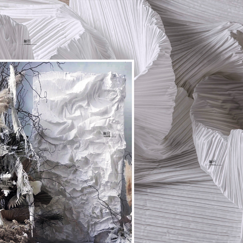 Black and White Issey Miyake Pleated Plastic Pleated Stiff Creative Styling Background Cloth Wedding Dress Designer Fabric