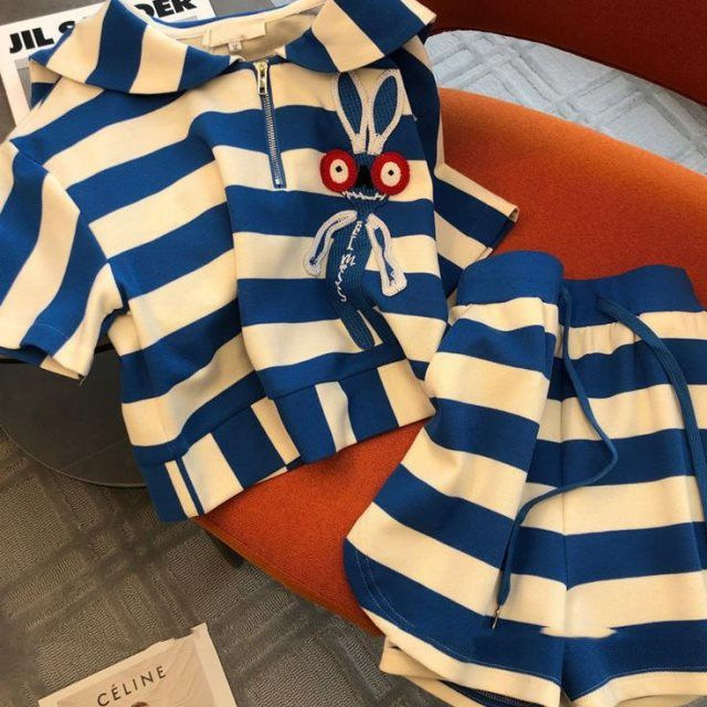 Casual Fashion Set Women's 2023 New Summer Striped Elegant Stylish Student Short-sleeved Shorts Two-piece Set