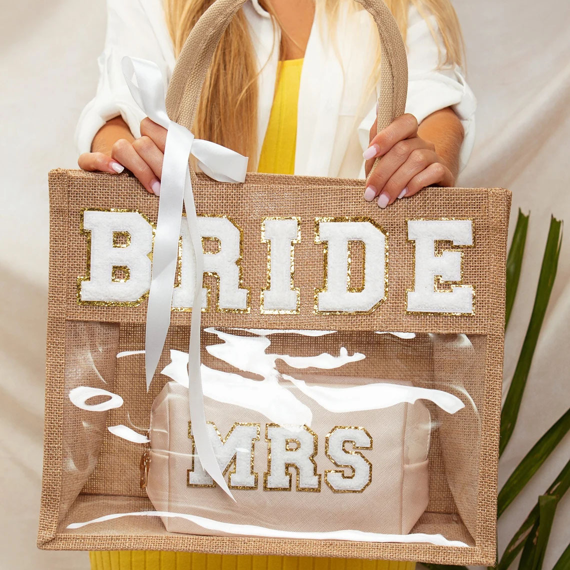 Amazon cross-border hot bride towel embroidered letters pvc transparent linen handbag white PU leather bag suit