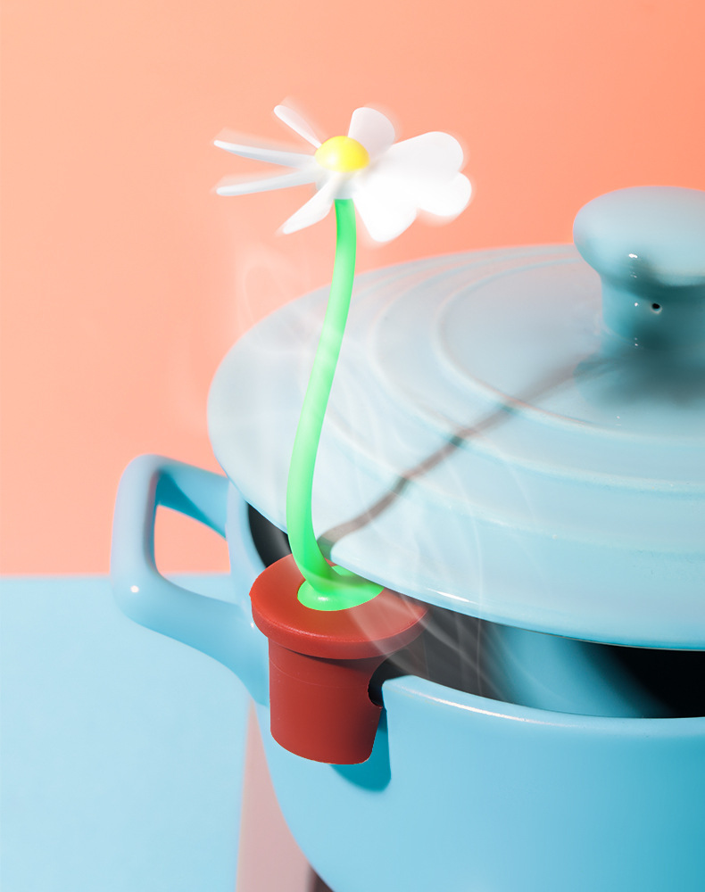 [Fun and creative] small flower pot lid raised overflow prevention device soup roller steam push petals to rotate. 4044