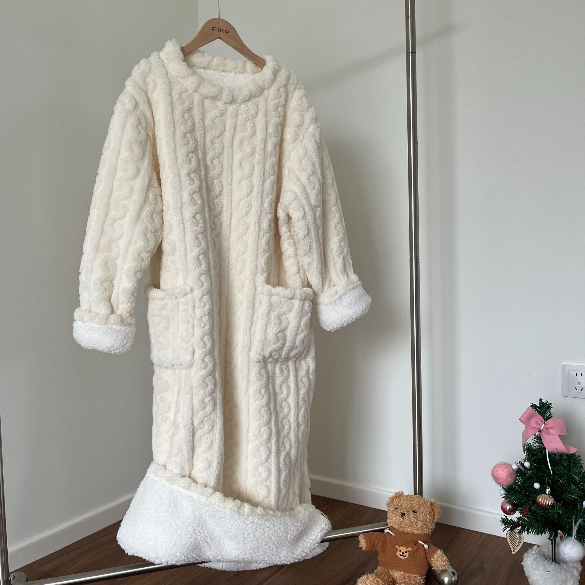 Picture of [Original Real shot] walking quilt coral velvet jacquard nightgown winter pajamas warm homewear nightdress