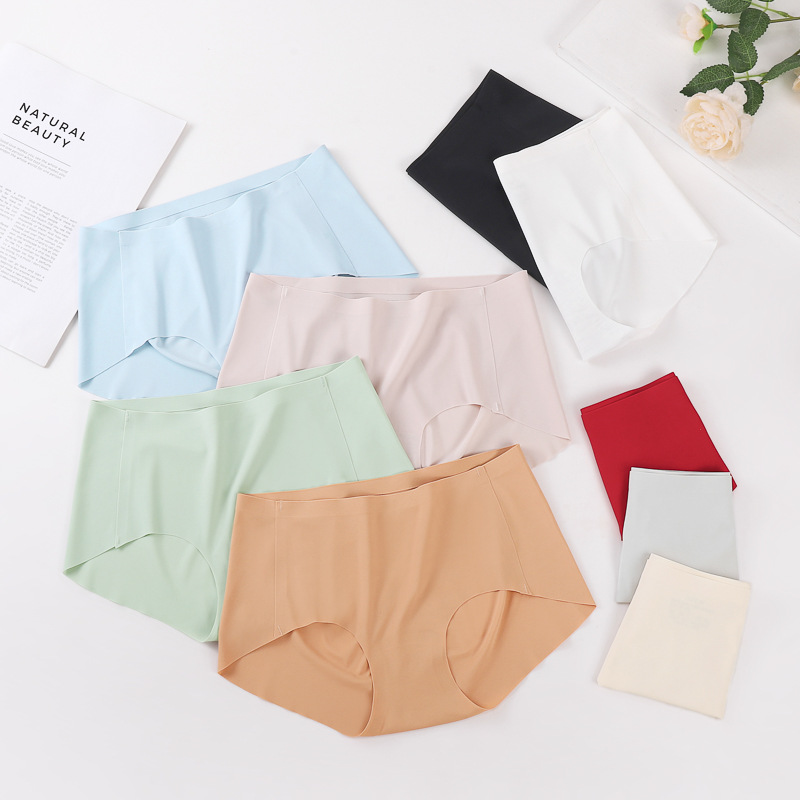 One-Piece Light-Transparent Briefs Naked and Traceless Women's Antibacterial Ice Silk Girls' Sexy Cotton Crotch Girls' Quick-Drying Briefs
