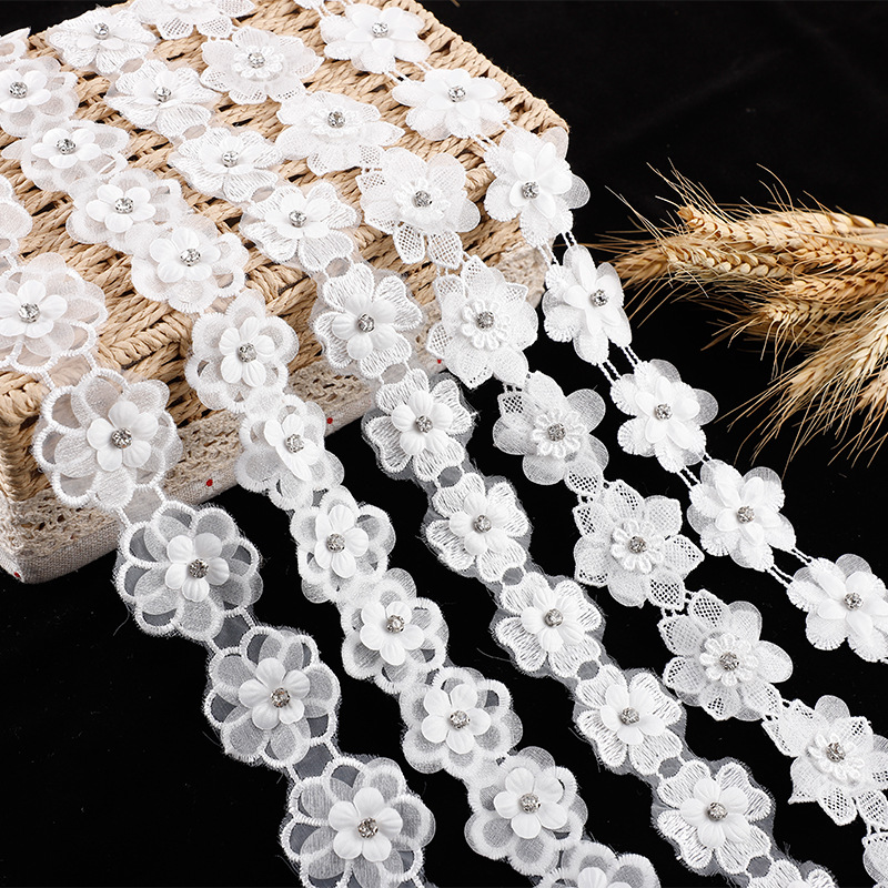 3-4cm wide white fresh floral embroidery beaded lace toys children's clothing women's handmade DIY decorative accessories