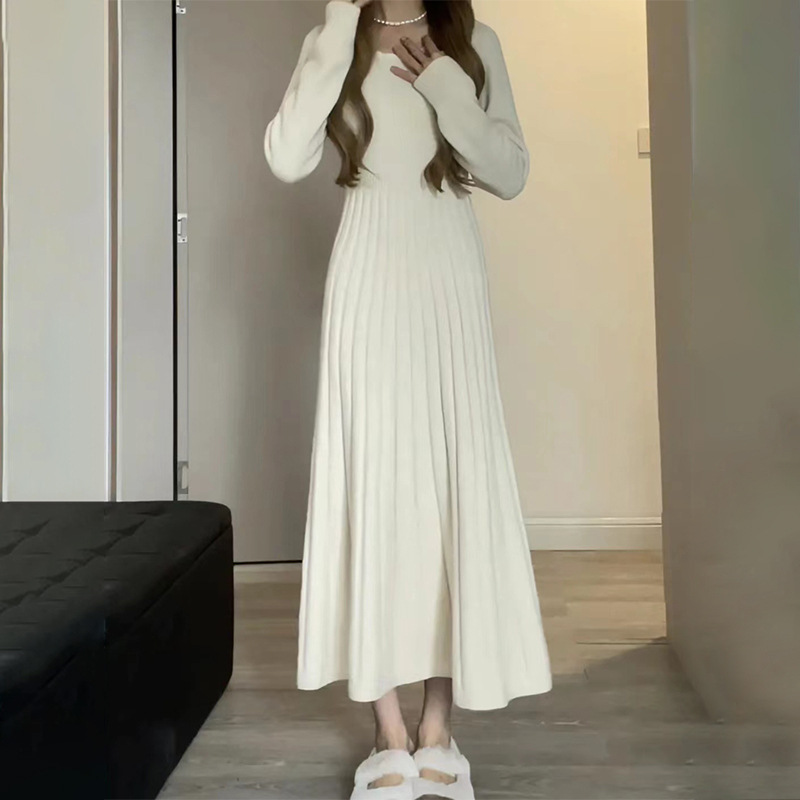 Picture of Early Autumn 2023 New Women's Sweater Autumn and Winter Coat Gentle Style Long Sleeve Dress Knitted Long