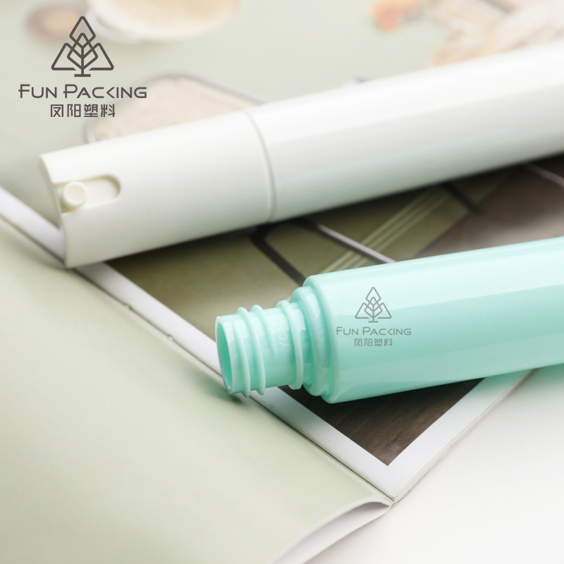 Picture of PET Fine Mist Long Spray Bottle 30ml Macaroon Oral Spray Bottle Portable Slender Small and Medium Sample Emulsion Bottled