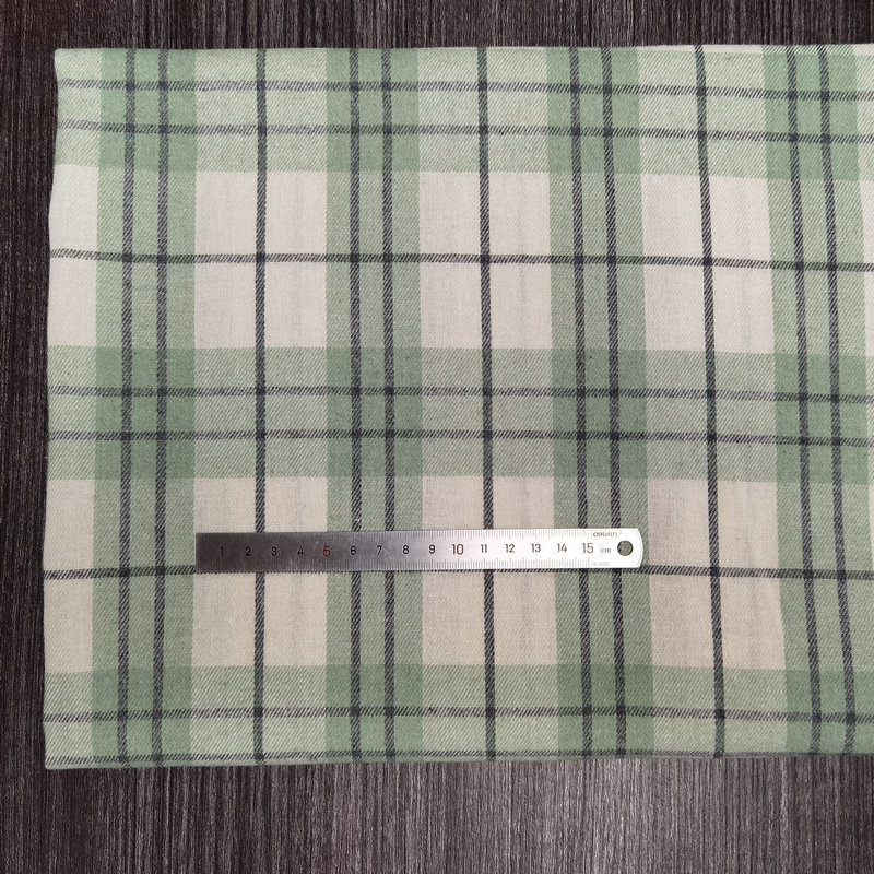 Picture of Spot twill sanding cotton plaid children's shirt plaid fabric 21 yarn-dyed flannel decorative fabric