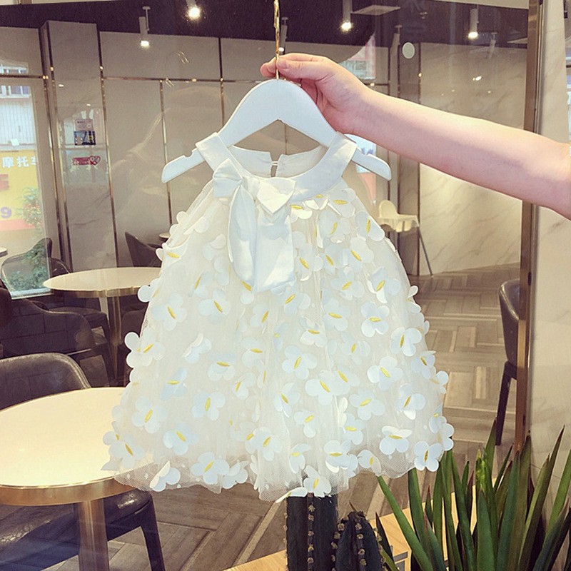 Picture of Girl's butterfly dress 2024 Summer mesh one-year-old dress female Western princess baby dress