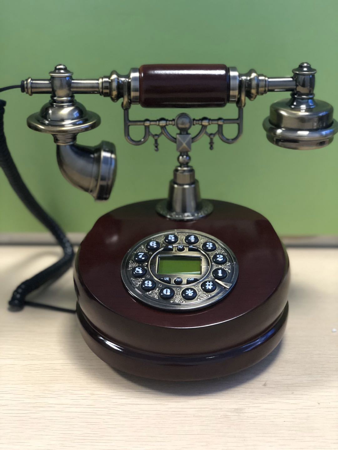 Retro telephone foreign trade cross-border telephone antique crafts decoration telephone dual-use European telephone