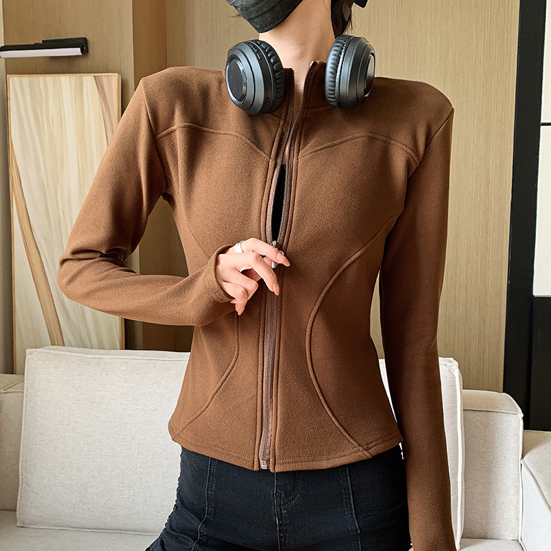 Picture of H119 Strictly Selected Koala Velvet Jacket Sports Women's Autumn and Winter New Vertical Collar Double Arc Curve Tight Top Zipper Cardigan