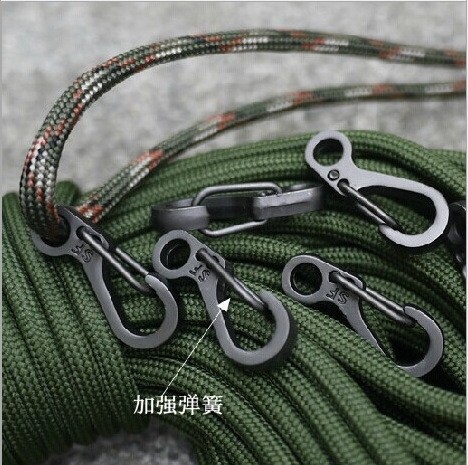 Tactical outdoor equipment lightweight plastic steel umbrella rope quick hook rotatable mini hook backpack quick hook accessories