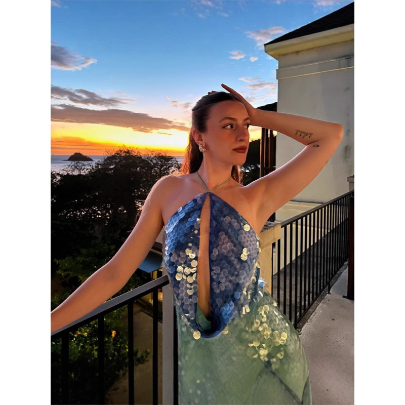 2025 European and American Amazon New Fashion Sexy Sequin Elegant Slim Women's Halterneck Suspender Gradient Dress