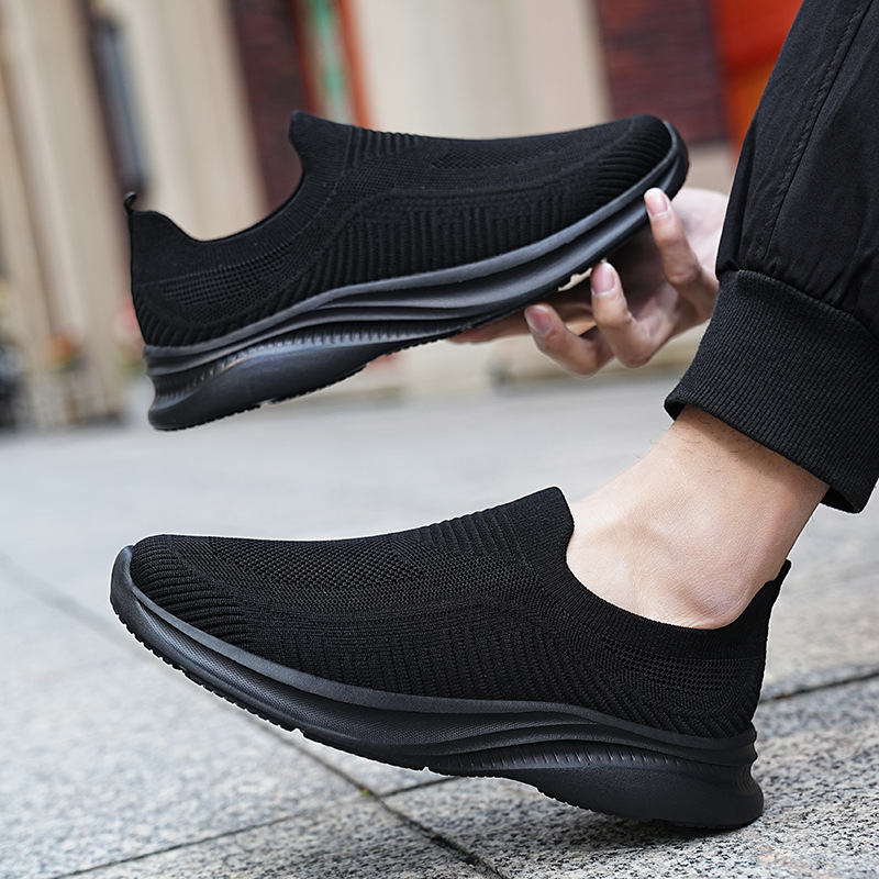 New Men's Shoes 2025 Spring/Summer Mesh Breathable Black One-Slip Sports Casual Cloth Shoes Slip-on Slip-on Sock Shoes