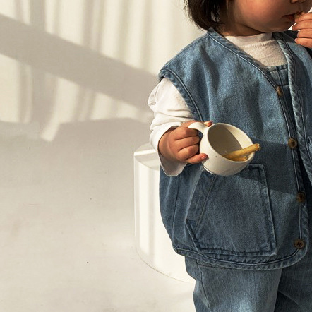Picture of Korean Style Trendy Children's Spring and Autumn New Vest with Pockets, Loose and Versatile Casual Denim Jacket 2025