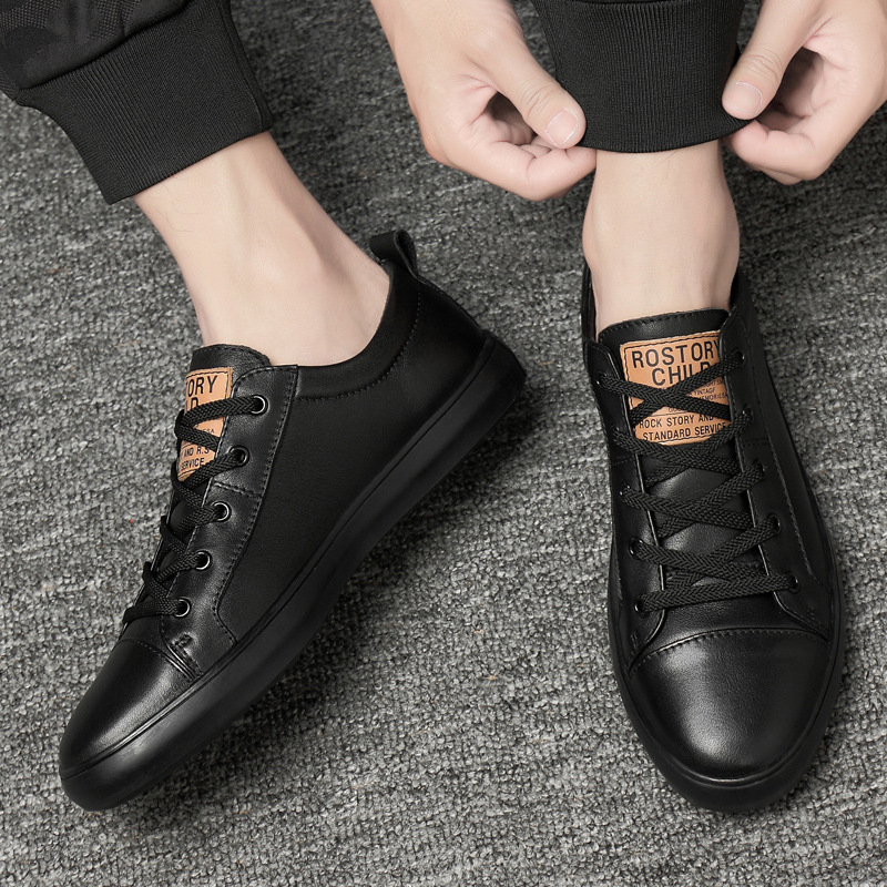 Picture of The first layer of leather board shoes men's shoes winter 2021 new soft leather soft bottom small white shoes casual sports shoes men's trendy shoes