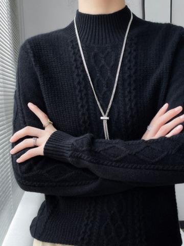 Picture of Autumn and Winter 2024 New Thickeneded Knitwear Women's Round Neck Inner Bottoming Knitwear Warm and Stylish Top