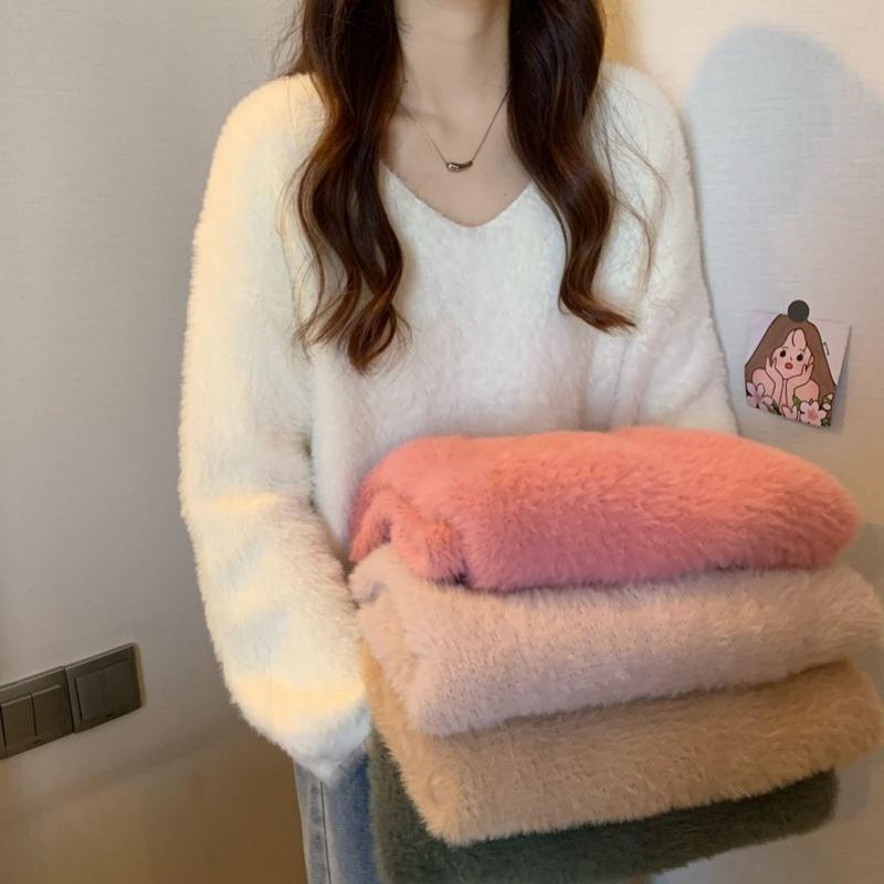 Winter new women's clothing gentle style elegant knitted sweater women's soft glutinous style V-neck lazy top loose mink fur