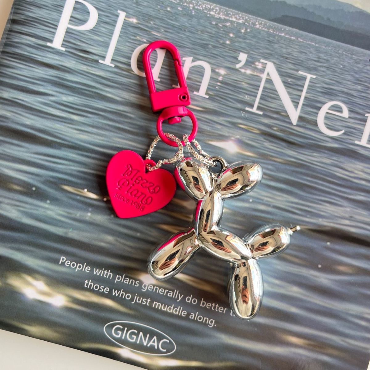 Picture of Dopamine Rose Red with Black Keychain Pendant Female Internet Celebrity High-End Niche Handmade Balloon Dog Bag Pendant Versatile