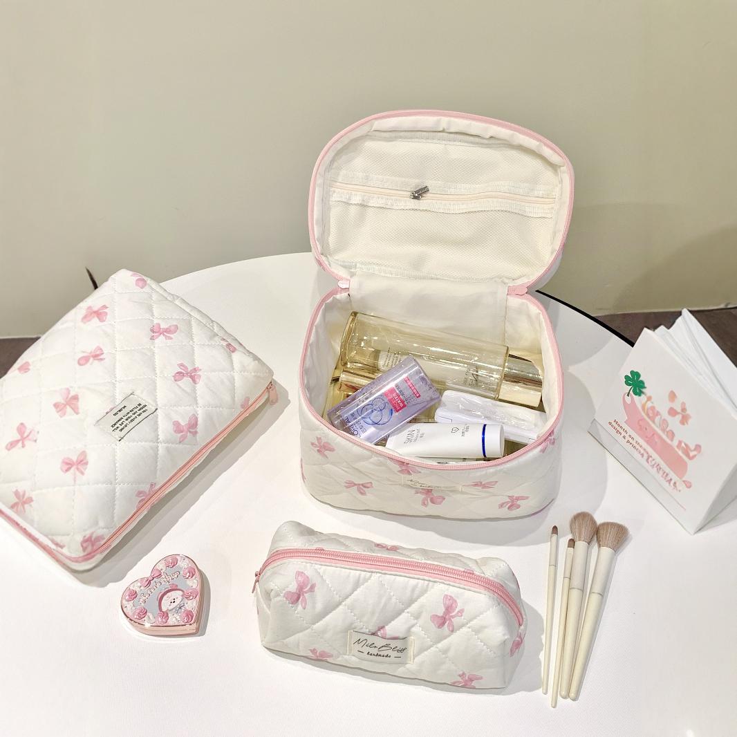Minimalist Bowknot Travel Portable Makeup Bag, Large Capacity, High-End Feel, High Aesthetic Value, Wholesale Storage