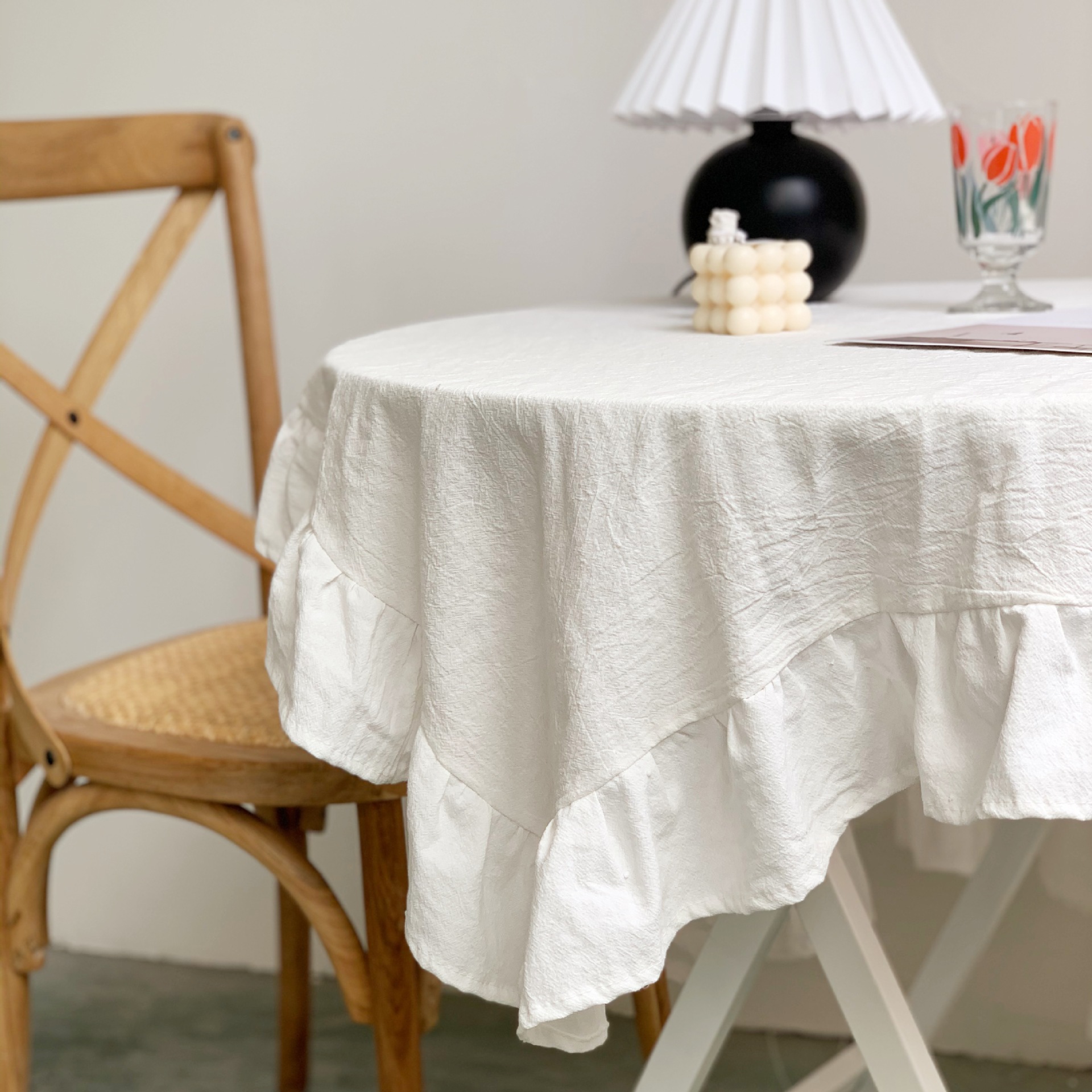 ins Internet celebrity retro pleated ruffled tablecloth white lace shooting background cloth living room tablecloth B & B