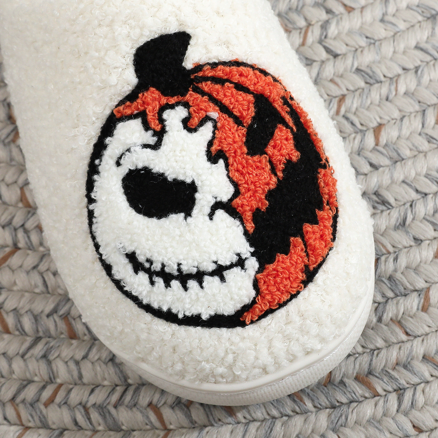 HalloweenPumpkin Embroidered Cotton Slippers Autumn and Winter Comfortable Woolen Slippers Amazon Hot Christmas Night