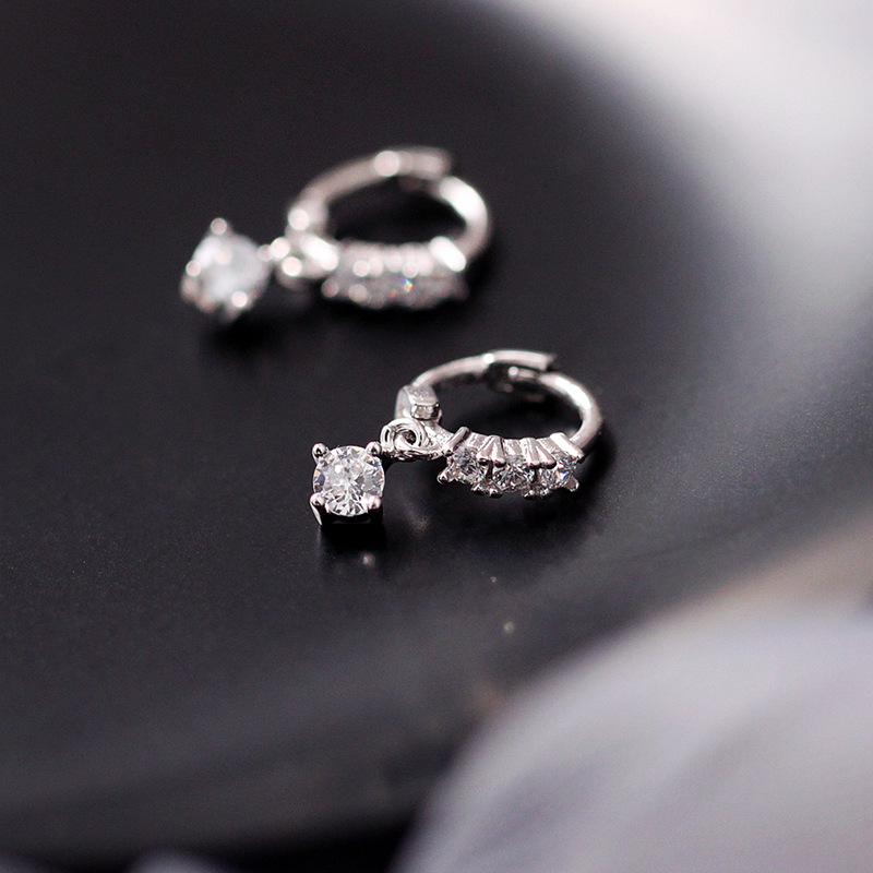 Picture of Mini Rhinestone Ear Ring Women's Full Diamond Row Diamond Small Circle Thin Ear Buckle Ear Bone Ring Earrings Simple All-match Elegant