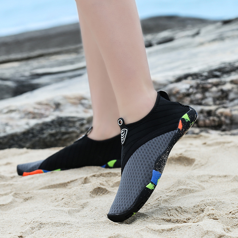 Picture of Cross-border swimming shoes, diving shoes, outdoor beach shoes, couple tracing shoes, barefoot quick-drying shoes, wading shoes, snorkeling shoes