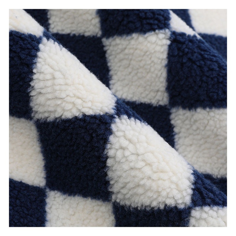 Rhombus Plaid lambswool coat plush fabric 340g polyester chessboard Plaid lambswool Plaid lambswool fabric