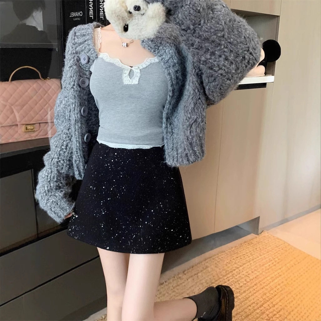 Woolen half-length skirt women's autumn and winter 2024 new A- line short skirt high waist small hip explosion spring