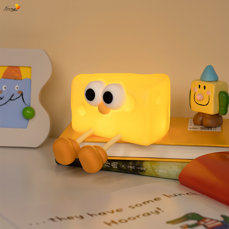 Creative New Cartoon cheese kid night light USB silicone Pat phone holder cute cheese LED night light