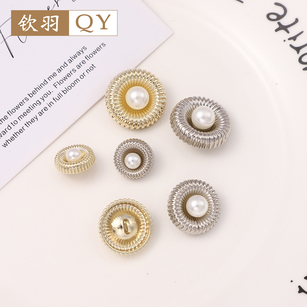 in stock small fragrant wind pearl ring metal buttons clothing coat suit buttons shoes hat decorative hand sewing buckle wholesale