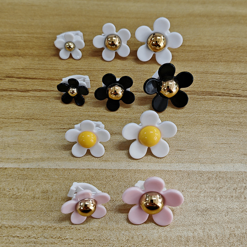 Flower Daisy Flower sneaker Decorative Button Sunflower sneaker Shoelace Accessories Small Accessories Trendy Shoes