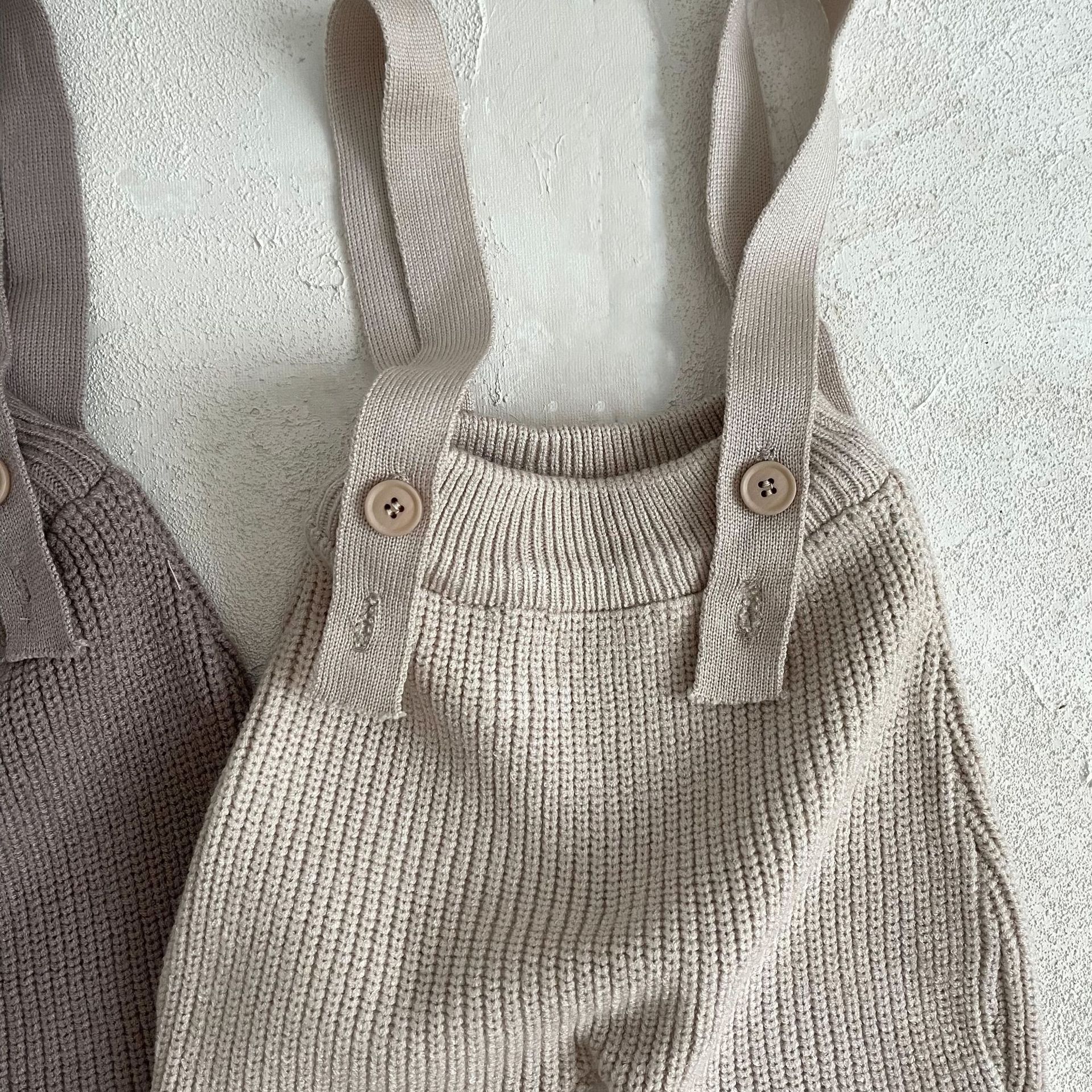 Picture of Children's Autumn and Winter Korean Style 2024 Baby Knitted Overalls Boys and Girls Sweater Overalls Western Style Overalls